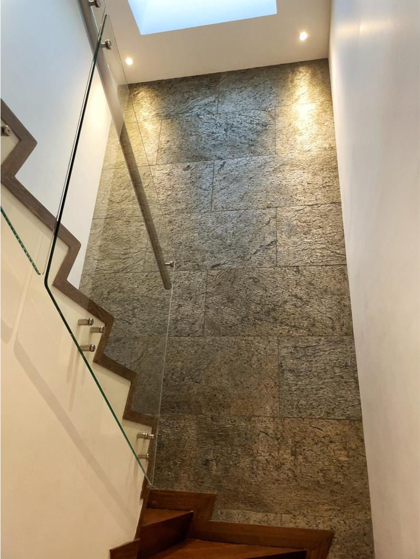 $5.2 Sqf - Silver Shine Gold 